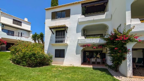 Apartamento T2 para Venda em Albufeira e Olhos de Água