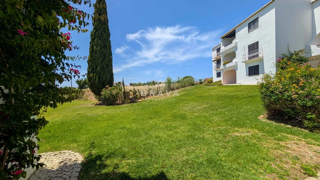 Apartamento T2 para Venda em Albufeira e Olhos de Água Foto 26