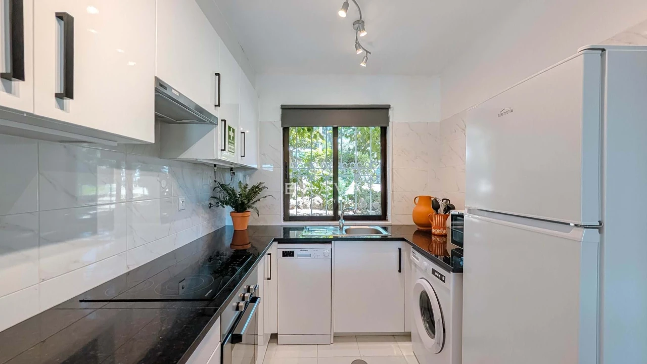 Apartamento T2 para Venda em Albufeira e Olhos de Água Foto 10