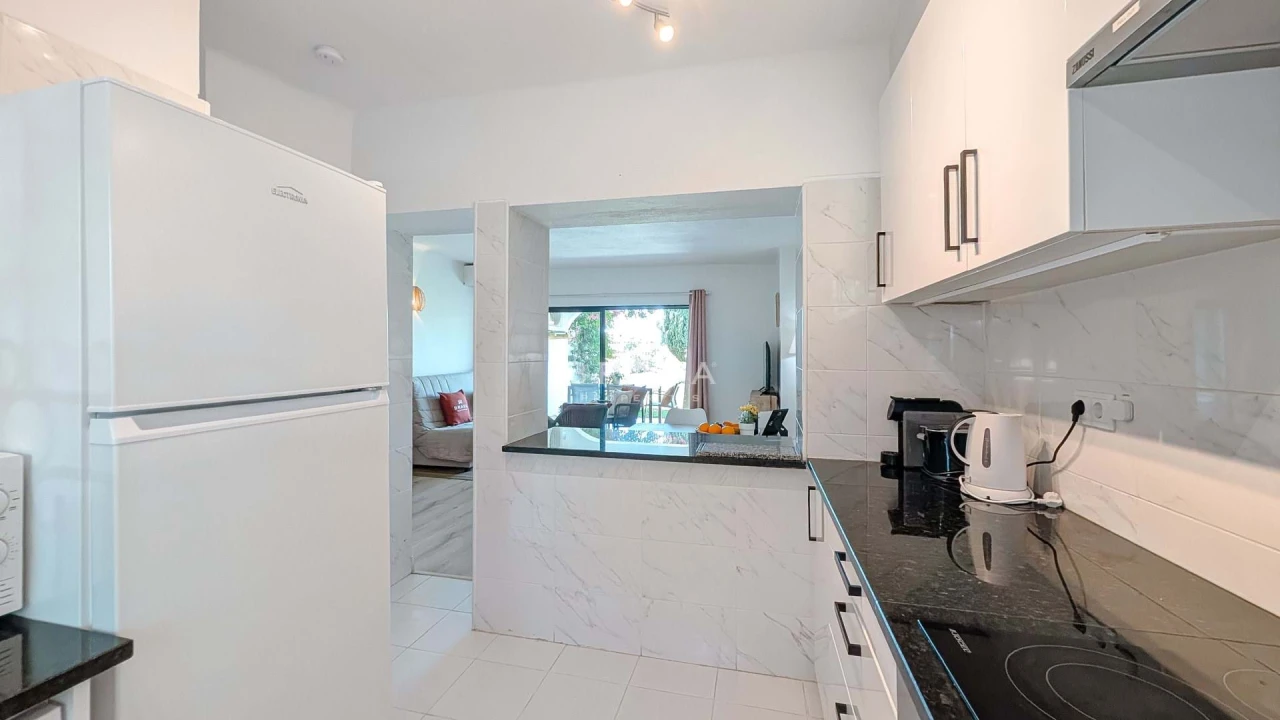 Apartamento T2 para Venda em Albufeira e Olhos de Água Foto 12