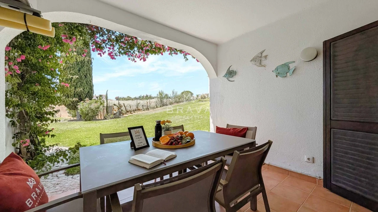 Apartamento T2 para Venda em Albufeira e Olhos de Água Foto 1