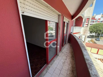 Apartamento T2 para Venda em Algueirão-Mem Martins