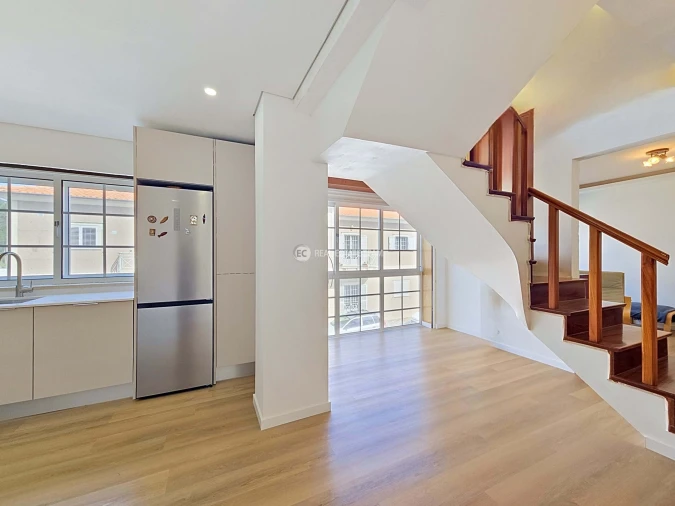 Apartamento T2 para Venda em Esgueira Foto 4