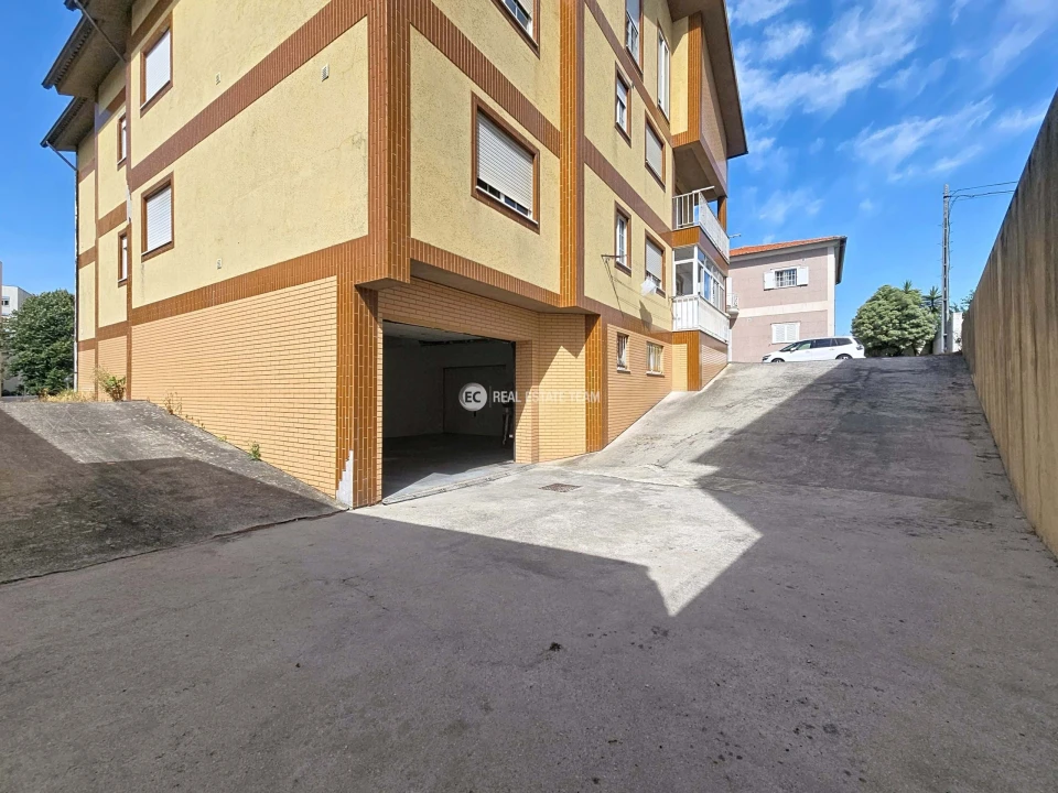 Apartamento T2 para Venda em Esgueira Foto 25