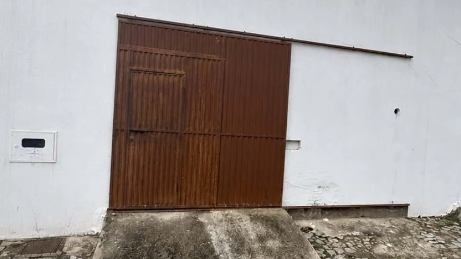 Armazém para Venda em Pedrogão
