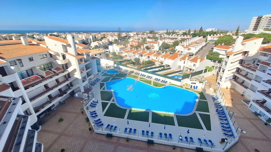 Apartamento T1 para Venda em Albufeira e Olhos de Água Foto 2