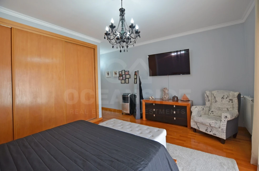 Moradia T4 para Venda em São Domingos de Rana Foto 34