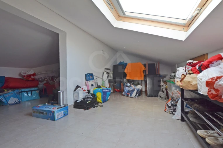 Moradia T4 para Venda em São Domingos de Rana Foto 35