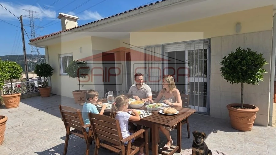 Moradia T2 para Venda em Abragão