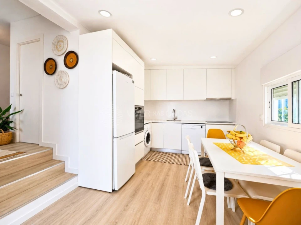 Apartamento T2 para Venda em Costa da Caparica Foto 1
