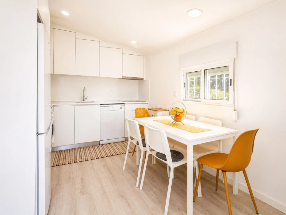 Apartamento T2 para Venda em Costa da Caparica Foto 12