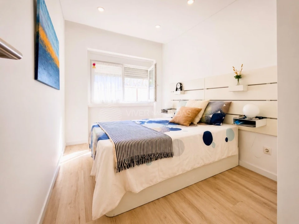 Apartamento T2 para Venda em Costa da Caparica Foto 21