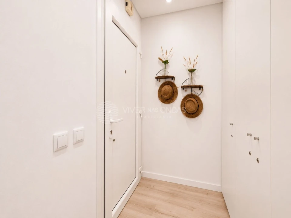 Apartamento T2 para Venda em Costa da Caparica Foto 24