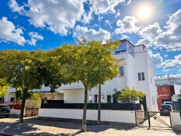 Apartamento T2 para Venda em Costa da Caparica