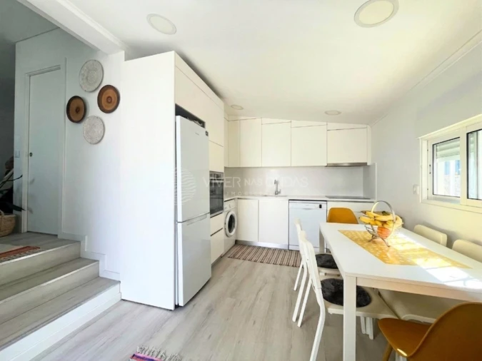 Apartamento T2 para Venda em Costa da Caparica Foto 10