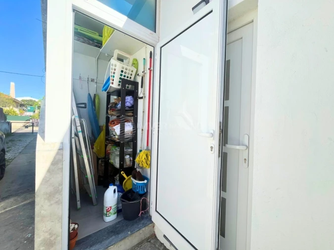 Apartamento T2 para Venda em Costa da Caparica Foto 29