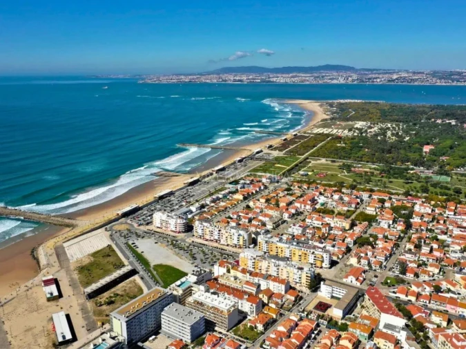 Apartamento T2 para Venda em Costa da Caparica Foto 35