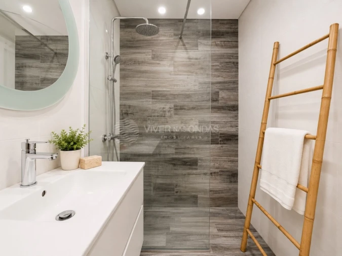 Apartamento T2 para Venda em Costa da Caparica Foto 19