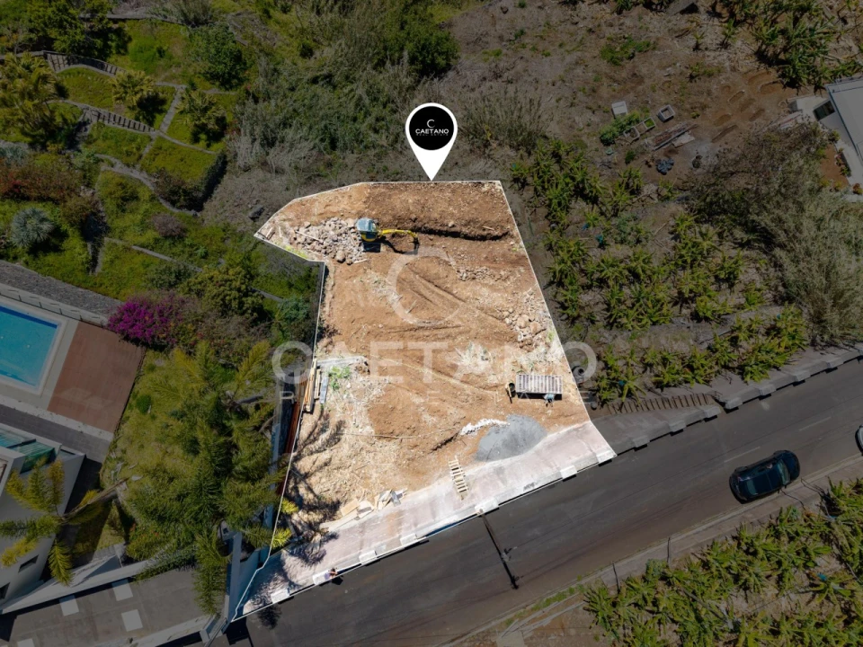 Moradia T3 para Venda em Calheta Foto 7