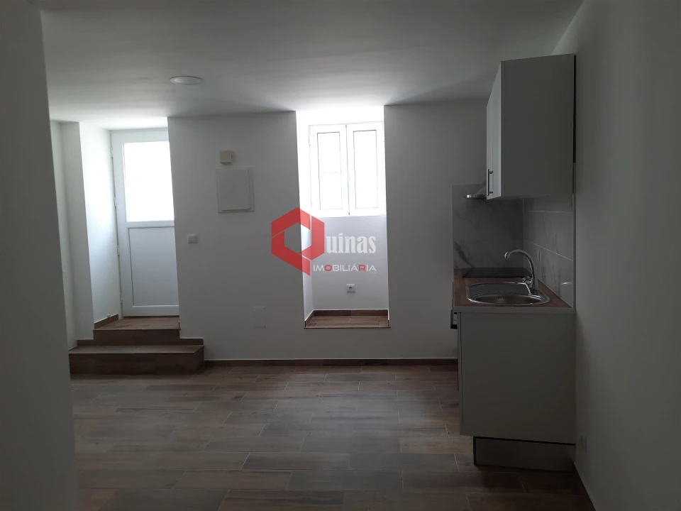 Apartamento T1 para Arrendamento em Sabugal e Aldeia de Santo António Foto 5