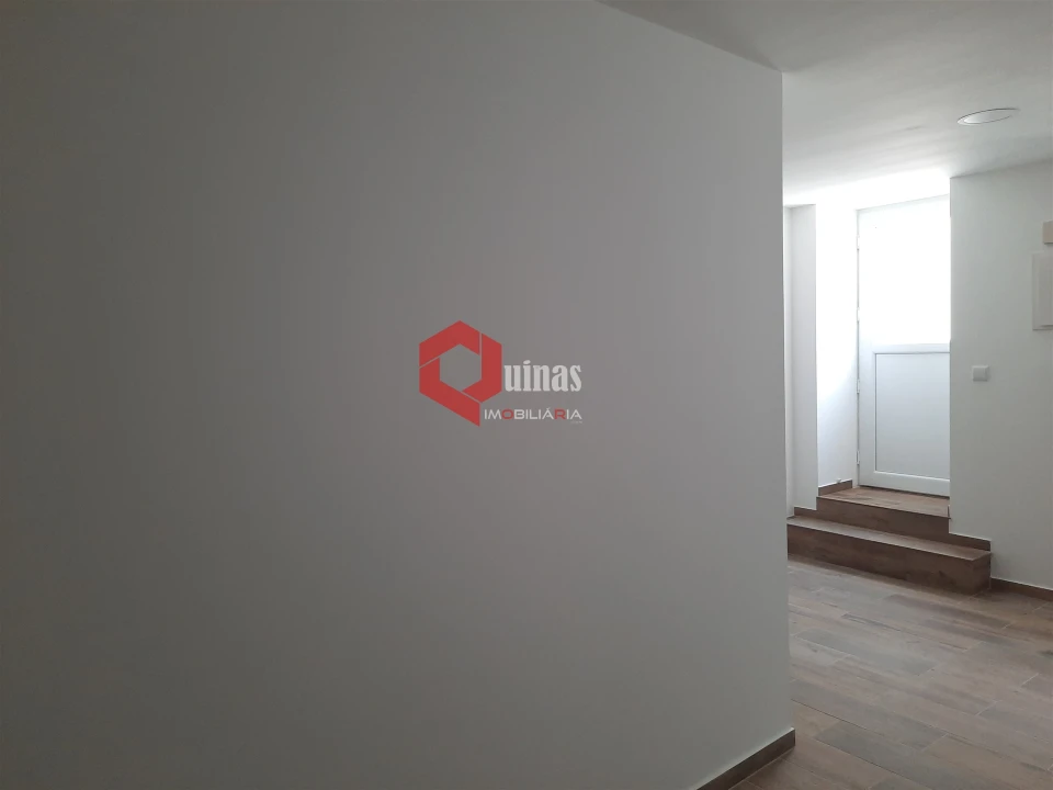 Apartamento T1 para Arrendamento em Sabugal e Aldeia de Santo António Foto 4