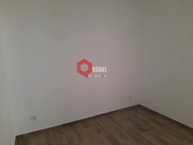 Apartamento T1 para Arrendamento em Sabugal e Aldeia de Santo António Foto 9