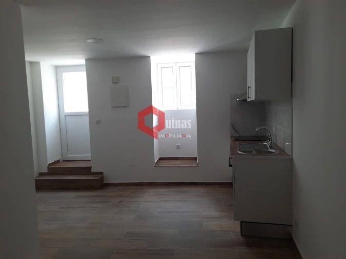 Apartamento T1 para Arrendamento em Sabugal e Aldeia de Santo António Foto 5