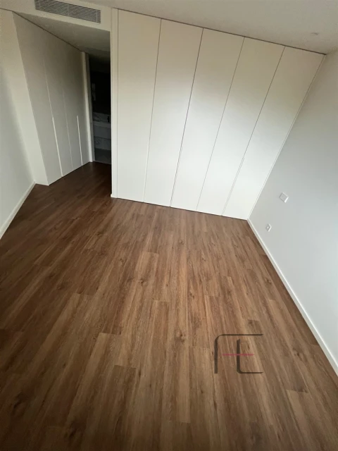 Apartamento T2 para Venda em Mafamude e Vilar do Paraíso