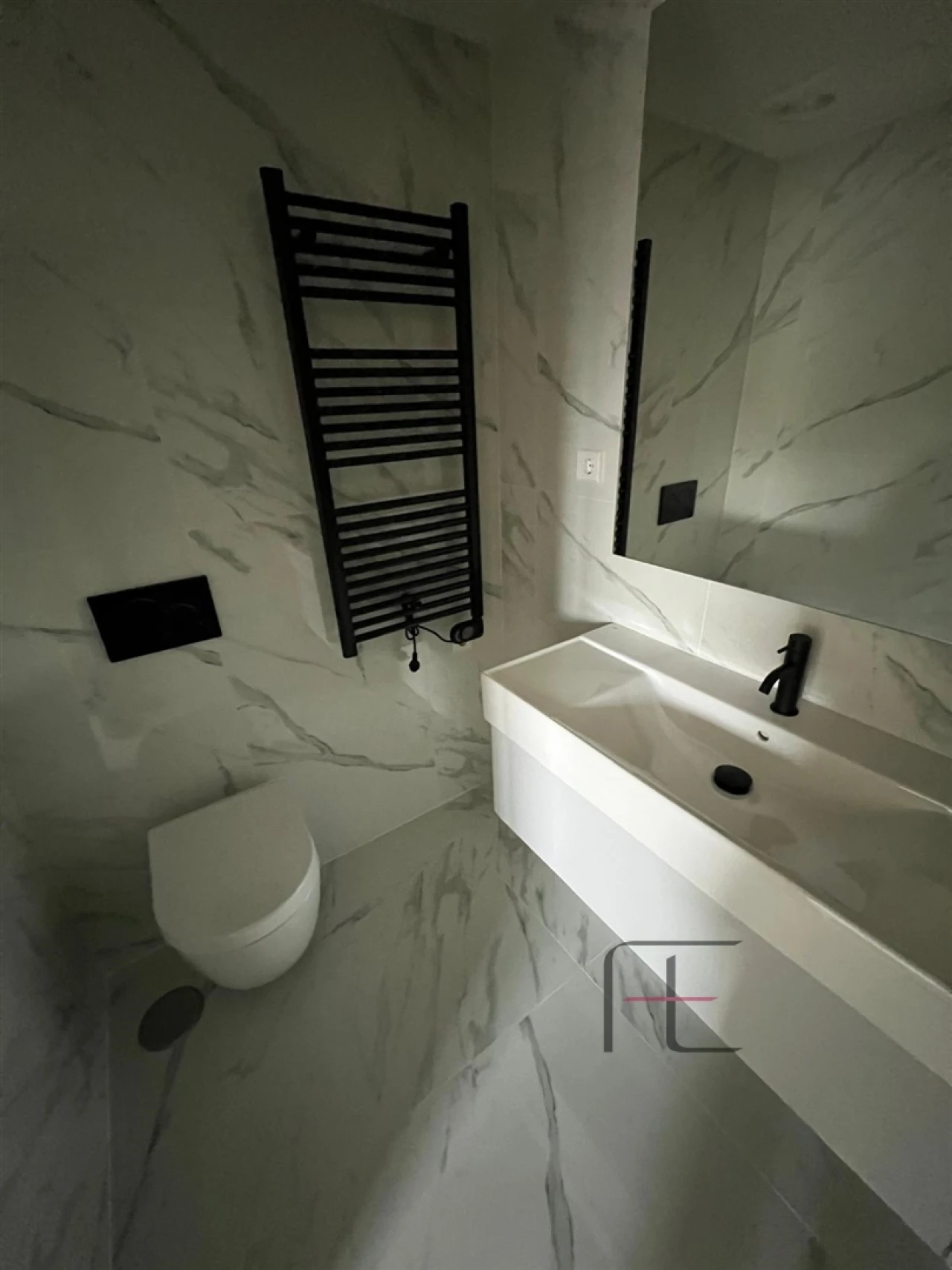 Apartamento T2 para Venda em Mafamude e Vilar do Paraíso Foto 25