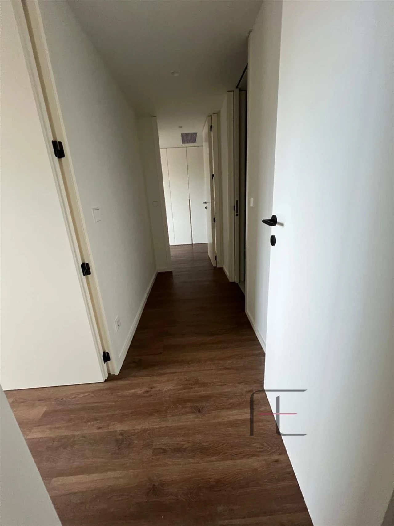 Apartamento T2 para Venda em Mafamude e Vilar do Paraíso Foto 18