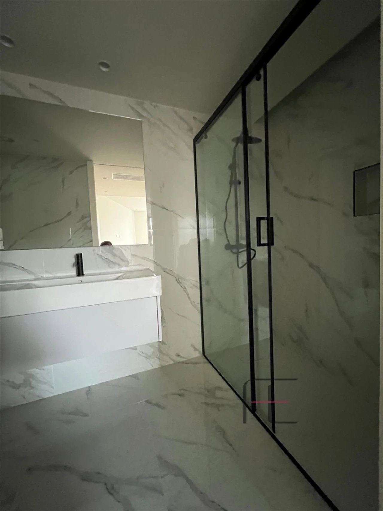 Apartamento T2 para Venda em Mafamude e Vilar do Paraíso Foto 24