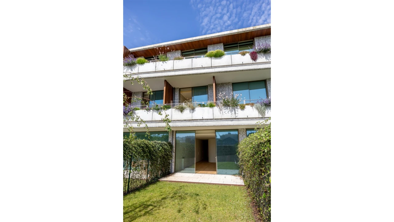 Apartamento T2 para Venda em Aldoar, Foz do Douro e Nevogilde Foto 21