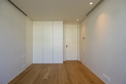 Apartamento T2 para Venda em Aldoar, Foz do Douro e Nevogilde