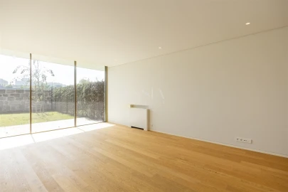 Apartamento T2 para Venda em Aldoar, Foz do Douro e Nevogilde