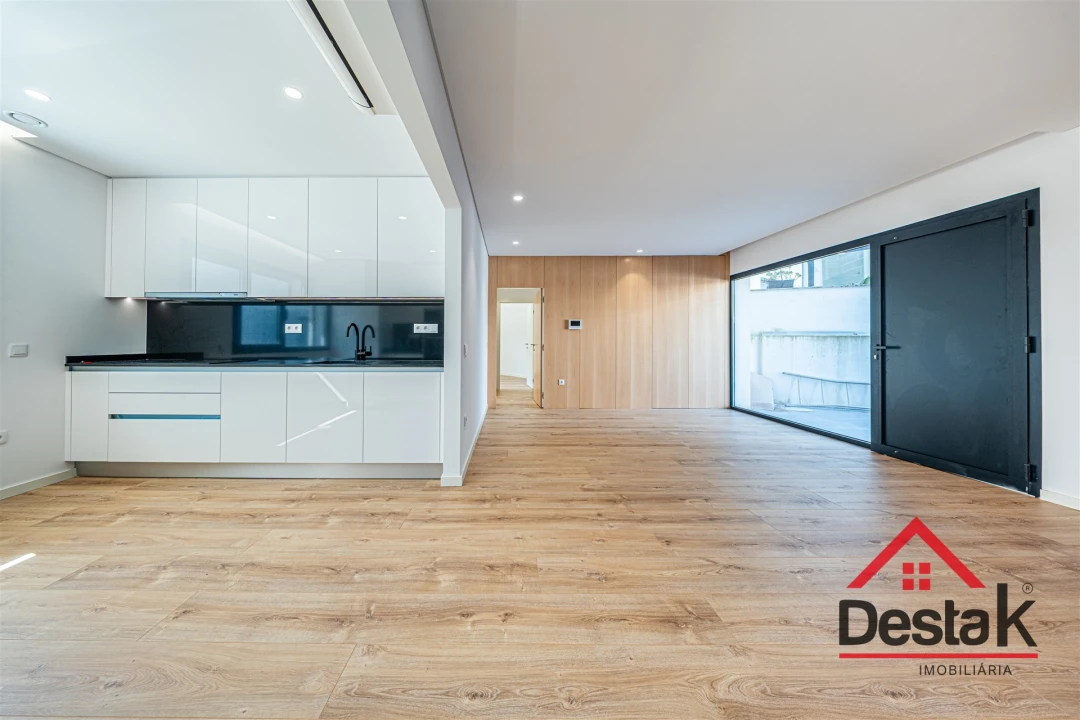 Apartamento T2 para Venda em Viseu Foto 1