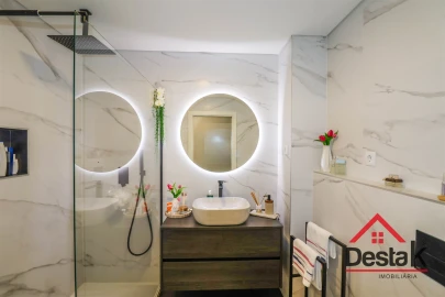 Apartamento T5 para Venda em Viseu