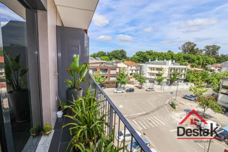 Apartamento T5 para Venda em Viseu Foto 14