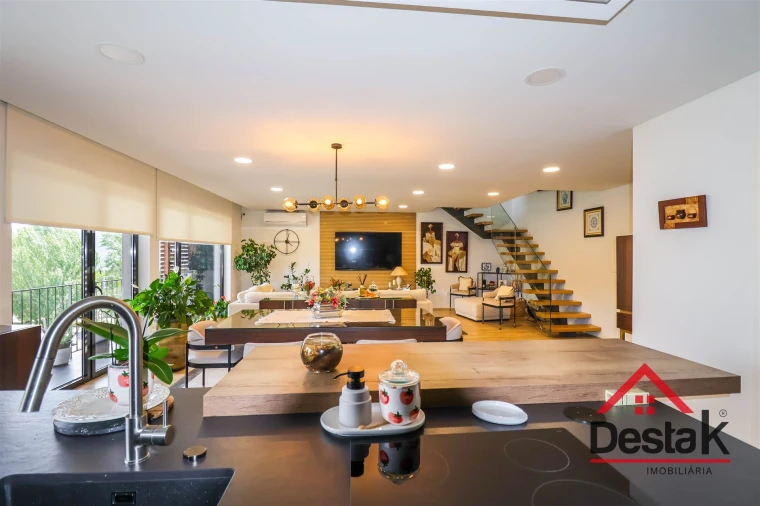Apartamento T5 para Venda em Viseu Foto 10