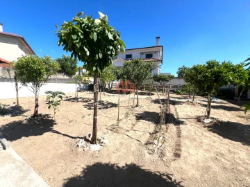 Moradia T4 para Venda em Mangualde, Mesquitela e Cunha Alta