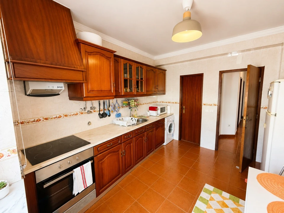 Apartamento T1 para Venda em Cadaval e Pêro Moniz Foto 4