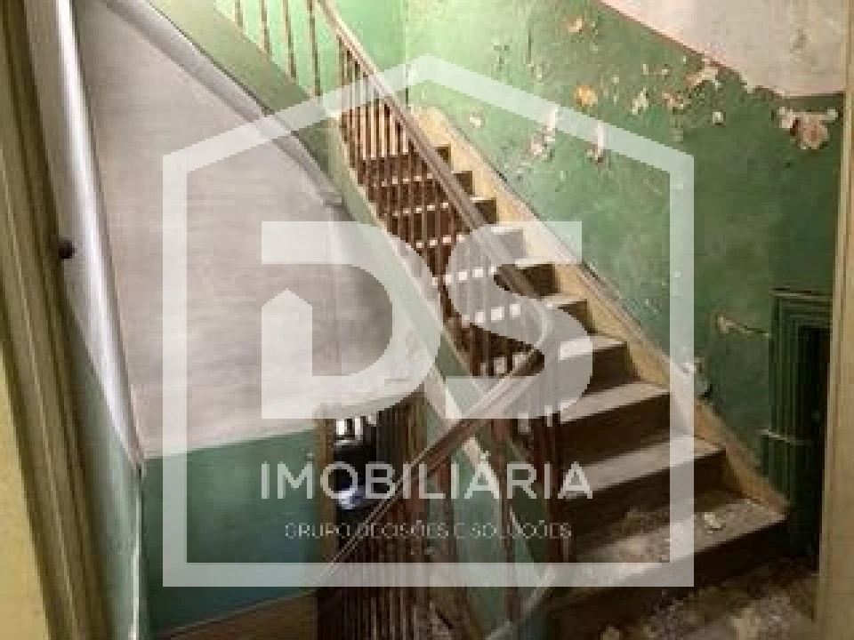 Moradia T3 para Venda em Eja Foto 6