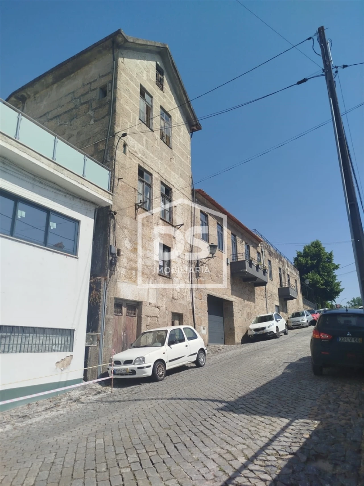 Moradia T3 para Venda em Eja Foto 3