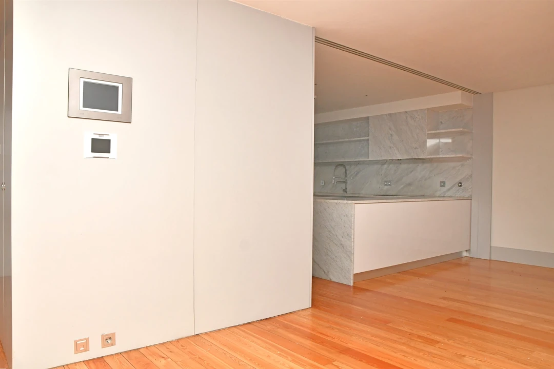Moradia T4 para Arrendamento em Aldoar, Foz do Douro e Nevogilde Foto 4