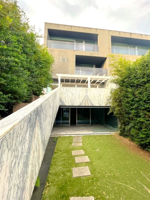 Moradia T4 para Arrendamento em Aldoar, Foz do Douro e Nevogilde