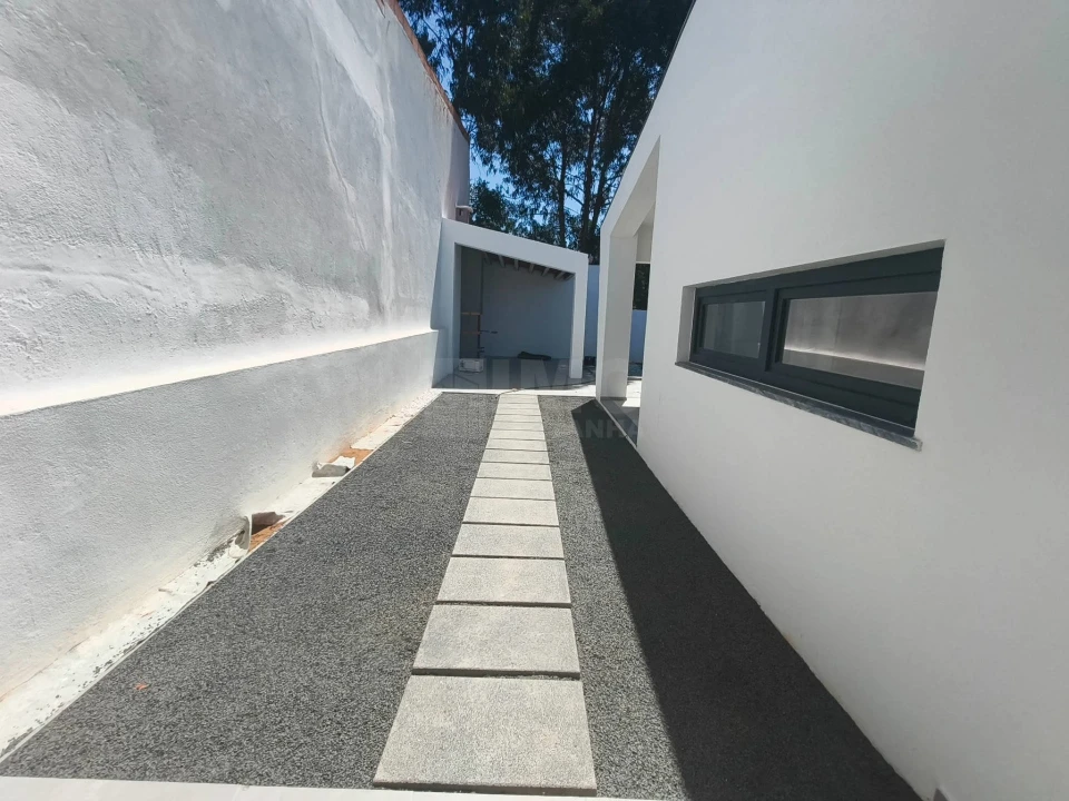 Moradia T3 para Venda em Charneca de Caparica e Sobreda Foto 26
