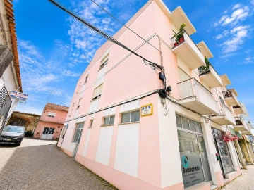 Apartamento T1 para Venda em Cadaval e Pêro Moniz