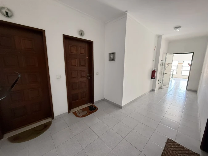 Apartamento T1 para Venda em Cadaval e Pêro Moniz Foto 10
