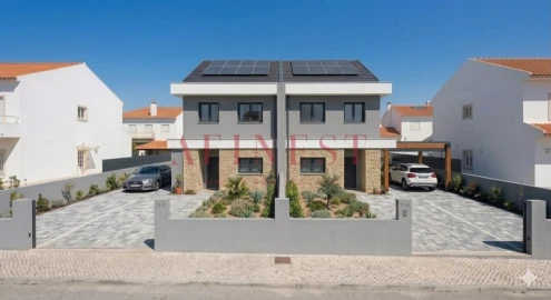 Moradia T2 para Venda em Fernao Ferro