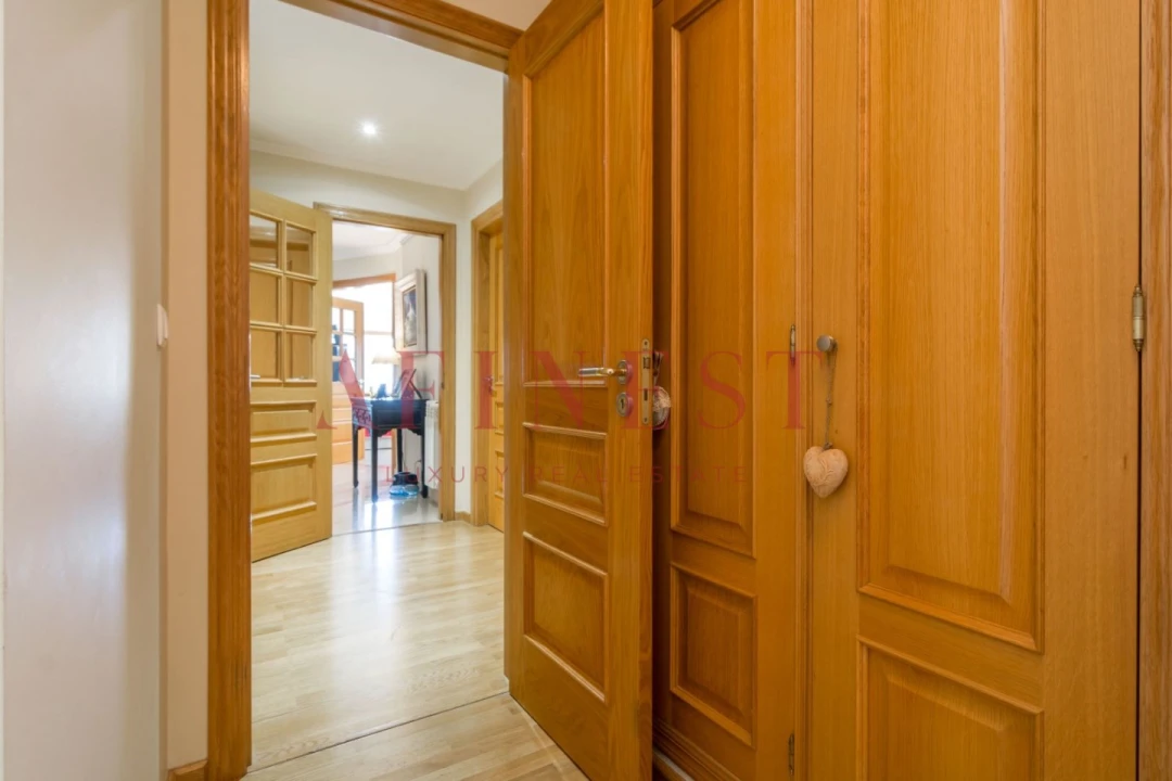 Apartamento T3 para Arrendamento em Carcavelos e Parede Foto 15