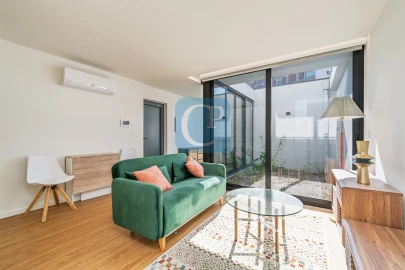 Apartamento T1 para Venda em Paranhos